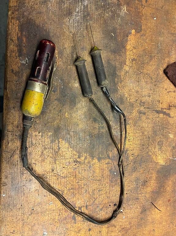 Messen: Antikes Phasenprüfgerät – Gebraucht aus Niederhünigen von Rf900rs2 2