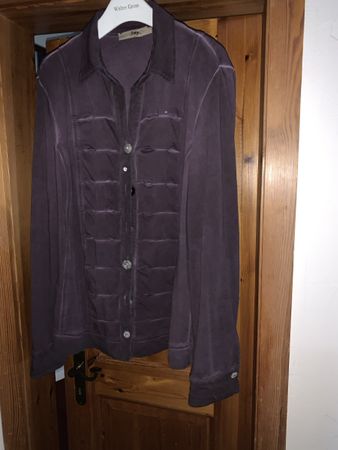 Bottega Jacke, Gr. 46, Lila, inkl. Schal🐍🇮🇹