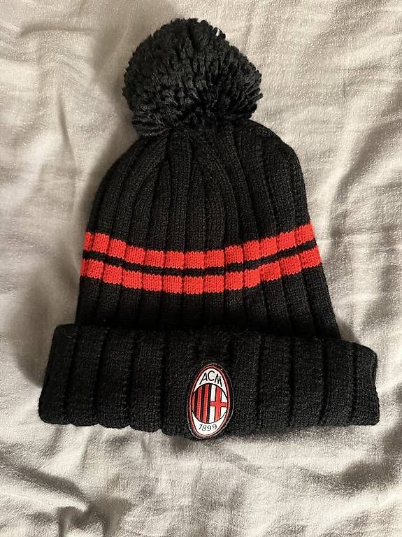 Copricapi, berretti & cappellini: AC Milan Mütze  – Usato da Wädenswil venduto da dom_pz5d