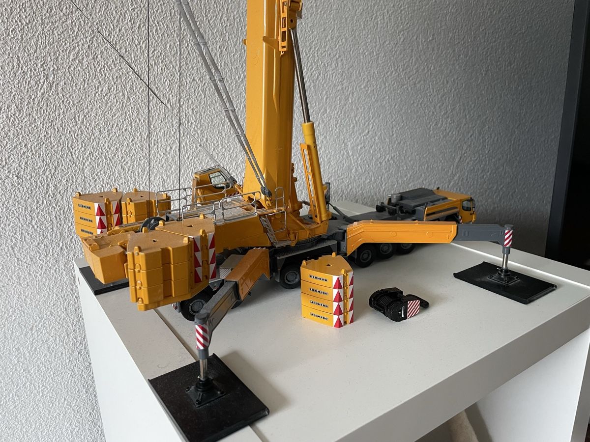 Liebherr Kit di modellismo & Modellini statici: Modell Liebherr LTM 11200 9.1 – Usato da Küssnacht am Rigi venduto da fab_7v7p 4