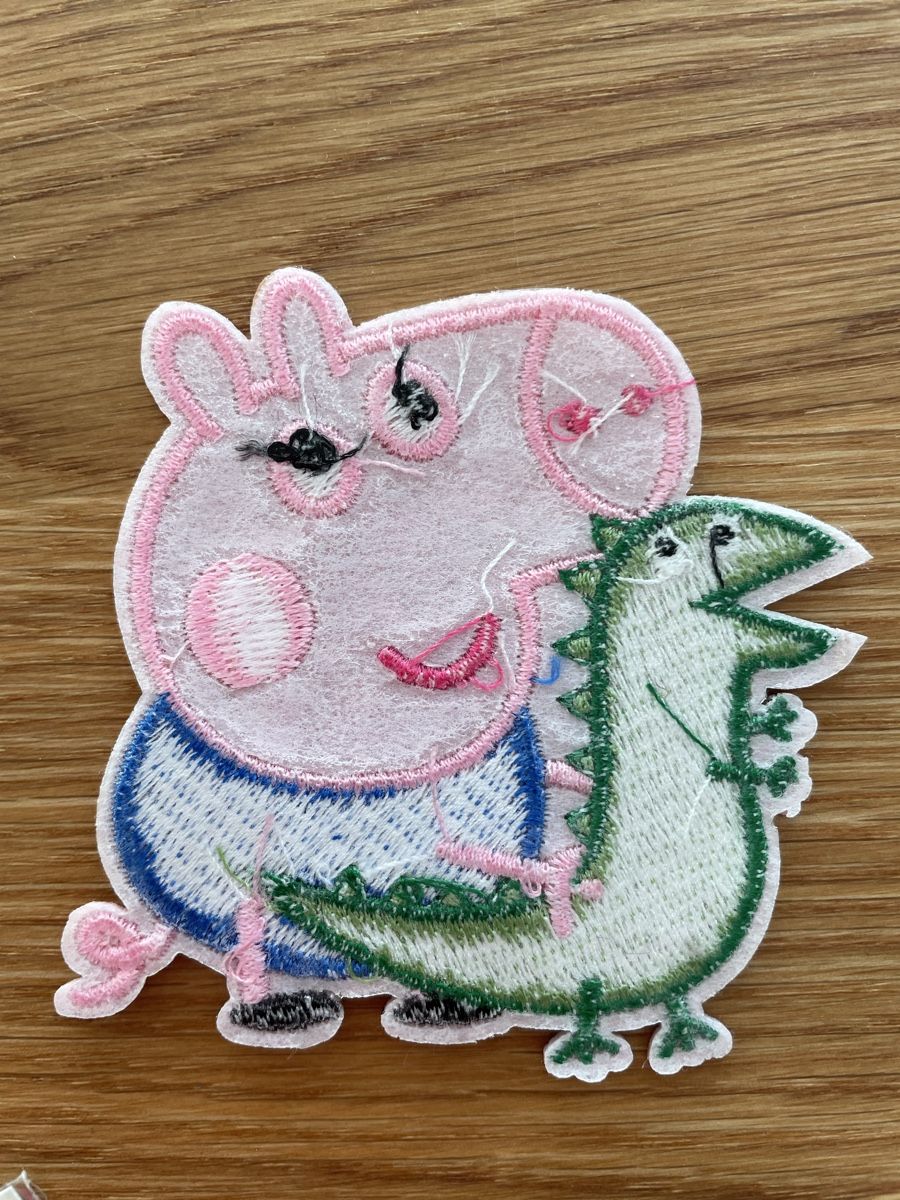 Simba Peppa Pig Pluche George - 28 Cm - Met Dino-outfit - Zacht Knuffelvarken Voor Kinderen Vanaf 0 Maanden