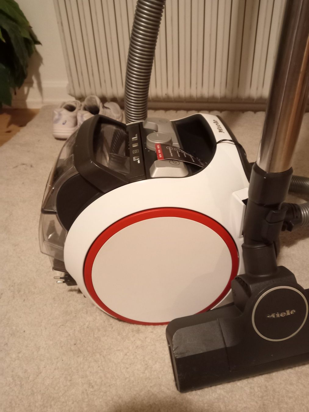 Miele Aspirateurs & Accessoires: Staubsauger Miele Boost CX1 – D'occasion à Prez-vers-Siviriez par Monija70 1