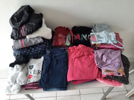 Kleiderpaket gr 146-152
