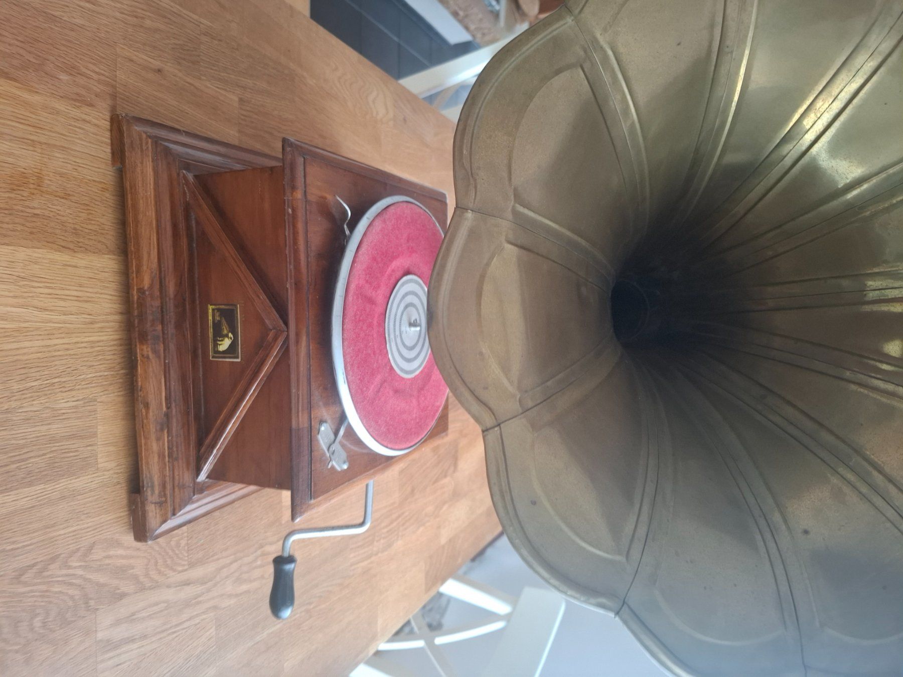 Giradischi: His Master's Voice Grammophon – Usato da Holderbank AG venduto da msc_89p8