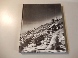 "Der Weg nach Tokio" Buch über den 2. Weltkrieg.