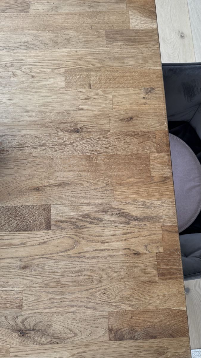 Tische: Solid wood dining table with A-frame legs – Gebraucht aus Zürich von ralm 3