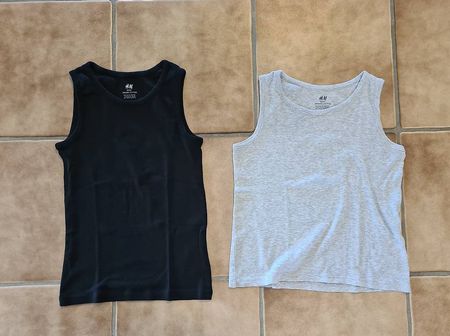 2 Unterleibchen von H&M, Grösse 134 140