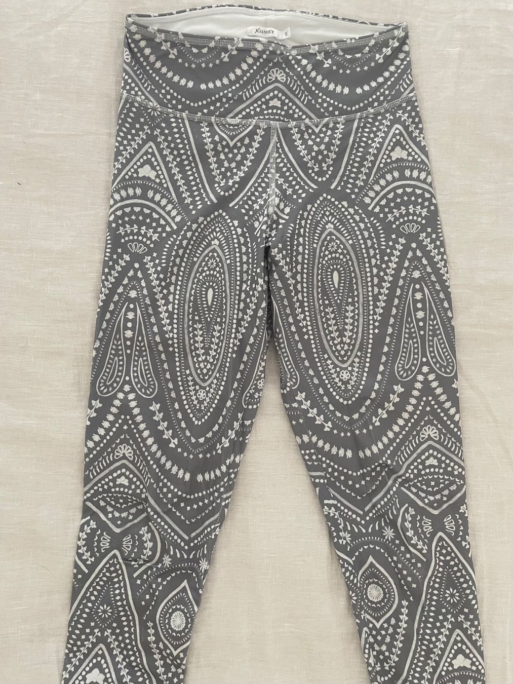 Leggings: Leggins der Marke Kismet – Usato da Schaffhausen venduto da kon_9tj8