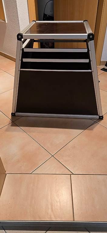 Cages, transport & sécurité: Hundbox - Auto  – D'occasion à Bischofszell par kaphorn65 2
