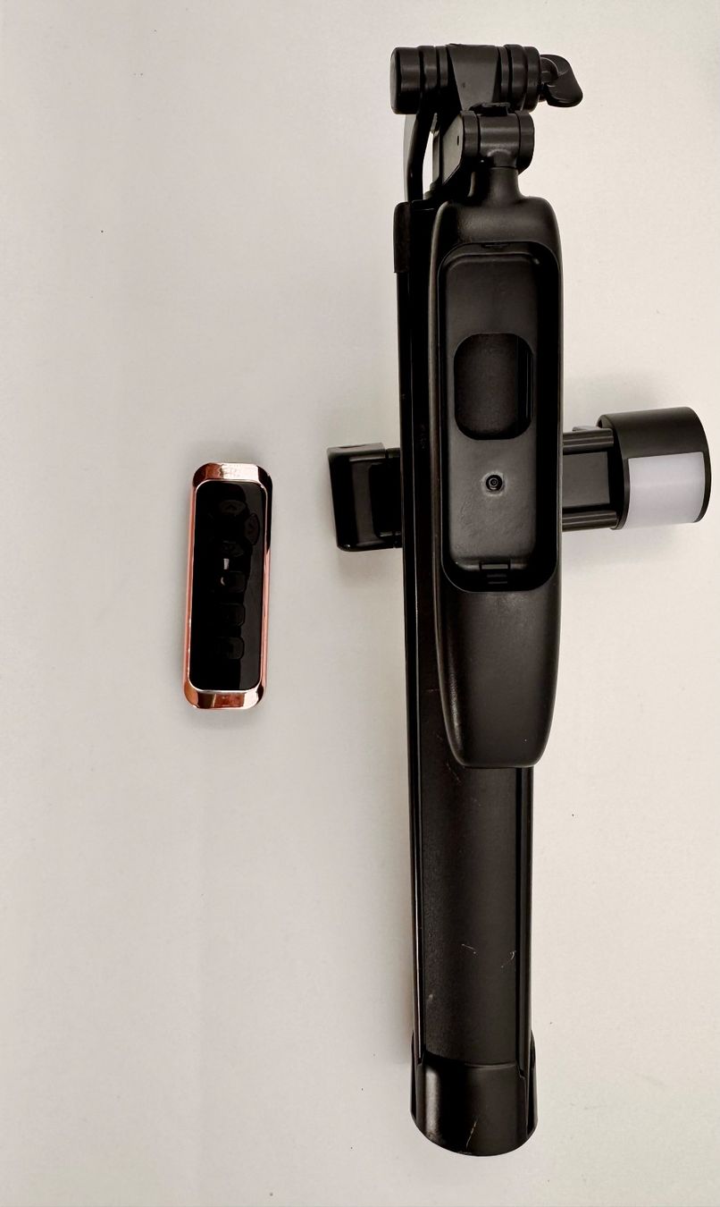 Treppiedi & Teste: Selfie Stativ ADYSS-A6 – Usato da Hermetschwil-Staffeln venduto da Mobile2013 8