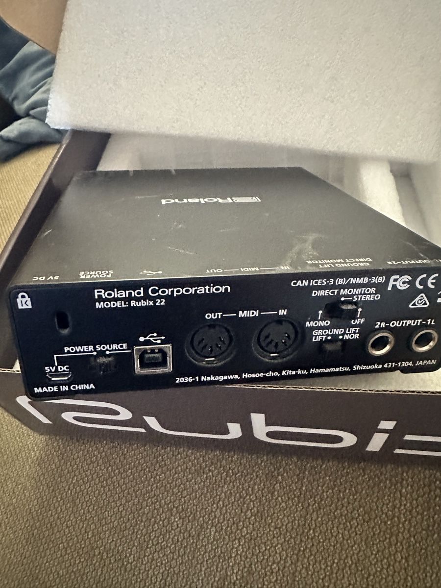 Roland Registratori: Roland Rubix 22 USB Audio Interface guter Zustand – Usato da Zürich venduto da Flokke33 2