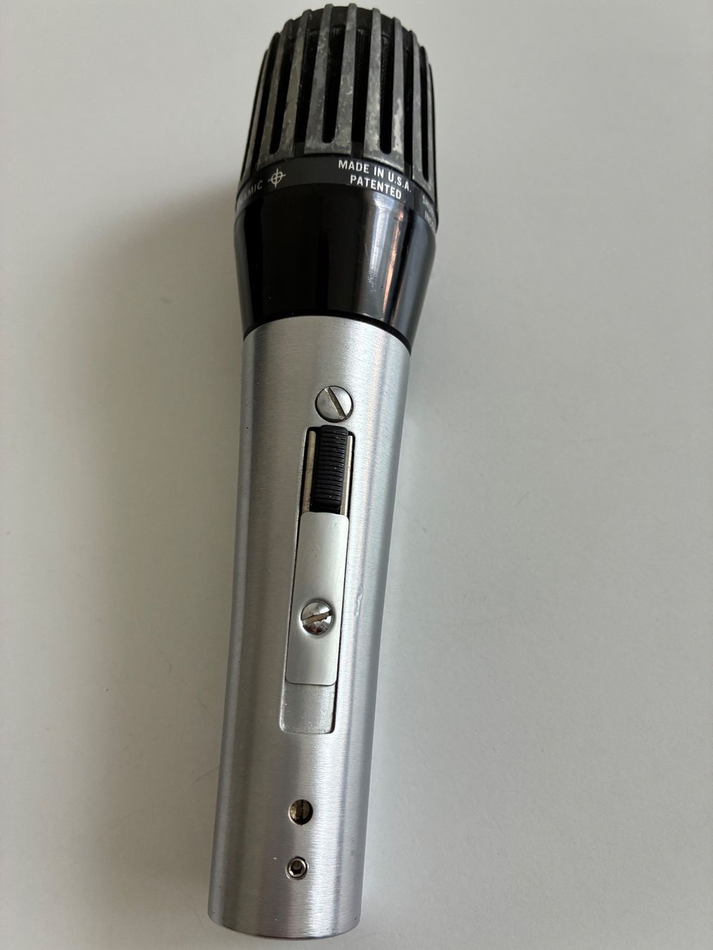 Shure Microfoni: Led Airbus 1970's Vintage Microphone – Usato da Ennetmoos venduto da Kashmir1975