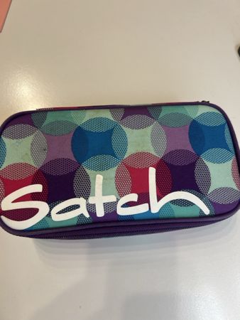 Satch Schulrucksack mit Federmäppchen, gebraucht