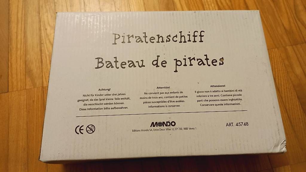 Spielzeuge: Holzspielzeug Piratenschiff – Neu und originalverpackt aus Winterthur von LoOnds 1