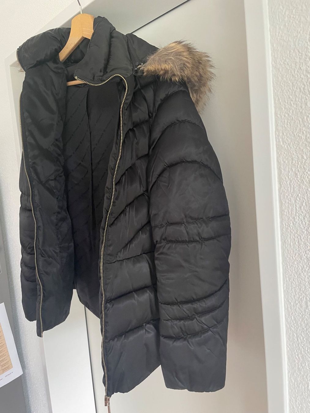 Morgan Giacche: Morgan schwarze Winterjacke, Grösse 40, Top Zustand! – Usato da Brunnen venduto da ysi_g8tr 2