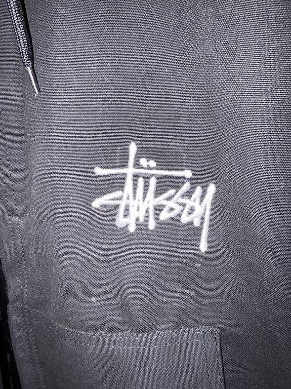 Stüssy Giacche: Stüssy Hoodie Jacke – Usato da Schleinikon venduto da kar_8ww7 1