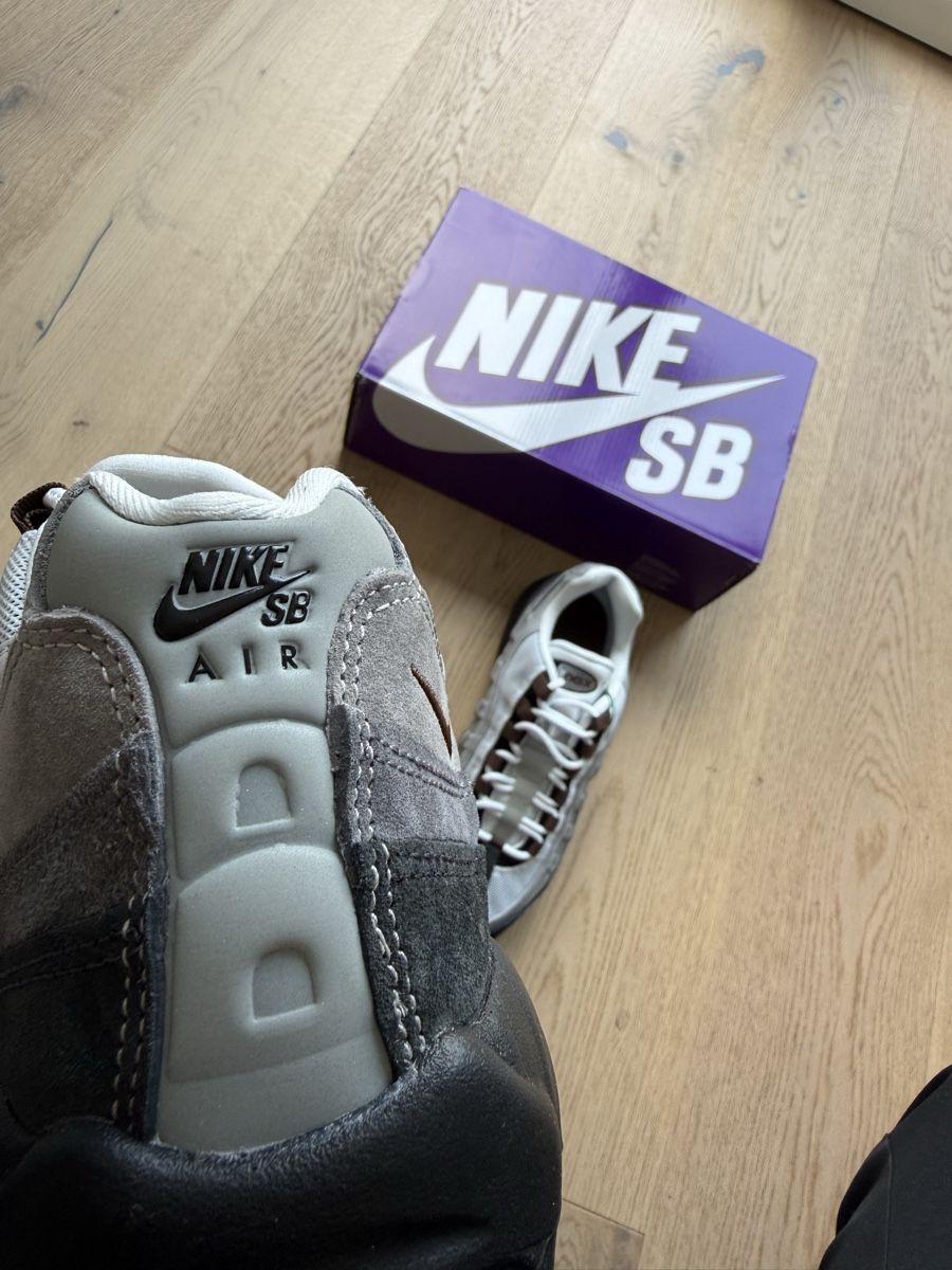 Nike Chaussures hommes: Nike SB Air Max 95 Grey - Grösse 42 – Neuf avec emballage d'origine à Eglisau par ten_8s6q 3