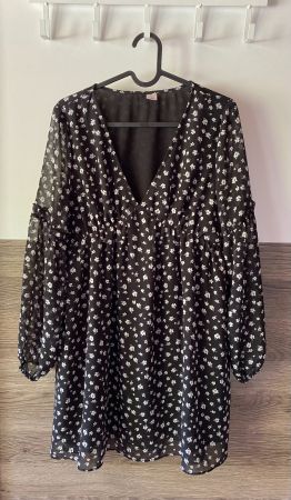 Robe fleurie noire - H&M