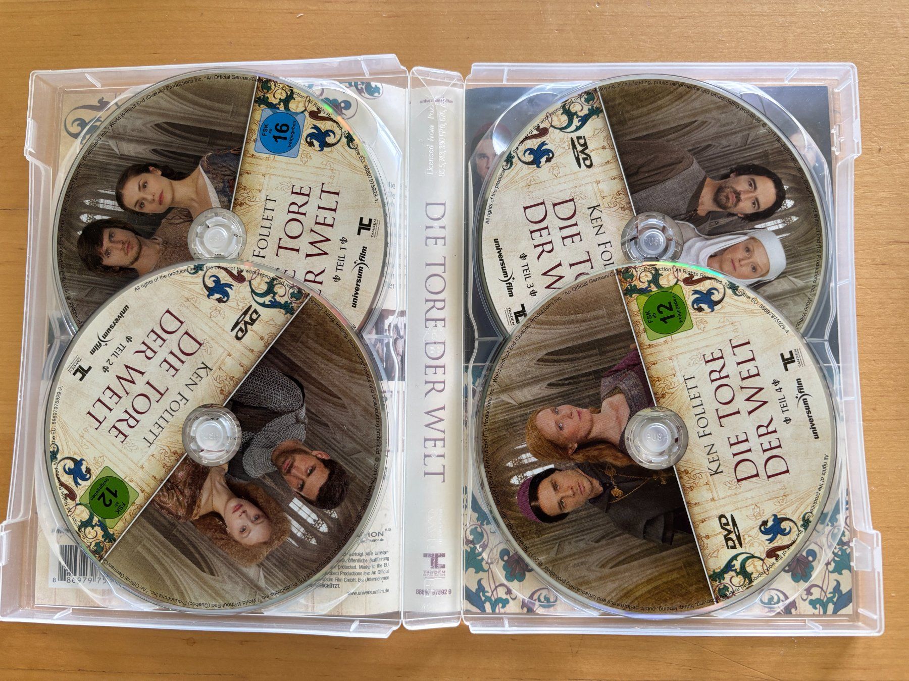 Tutti i DVDs: Ken Follett: Die Tore der Welt DVD-Box – Usato da Riehen venduto da martinaaebersold 1