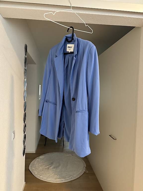 Jacken: ONLY Blazer blau Gr. S – Gebraucht aus Tübach von AldinaHuskic 2
