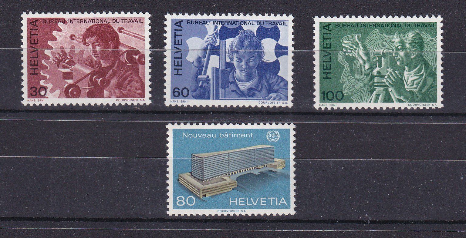 Tous les timbres: SUISSE 1974-1975 BIT n° 105-108 ** – D'occasion à Bussigny par jacky1953