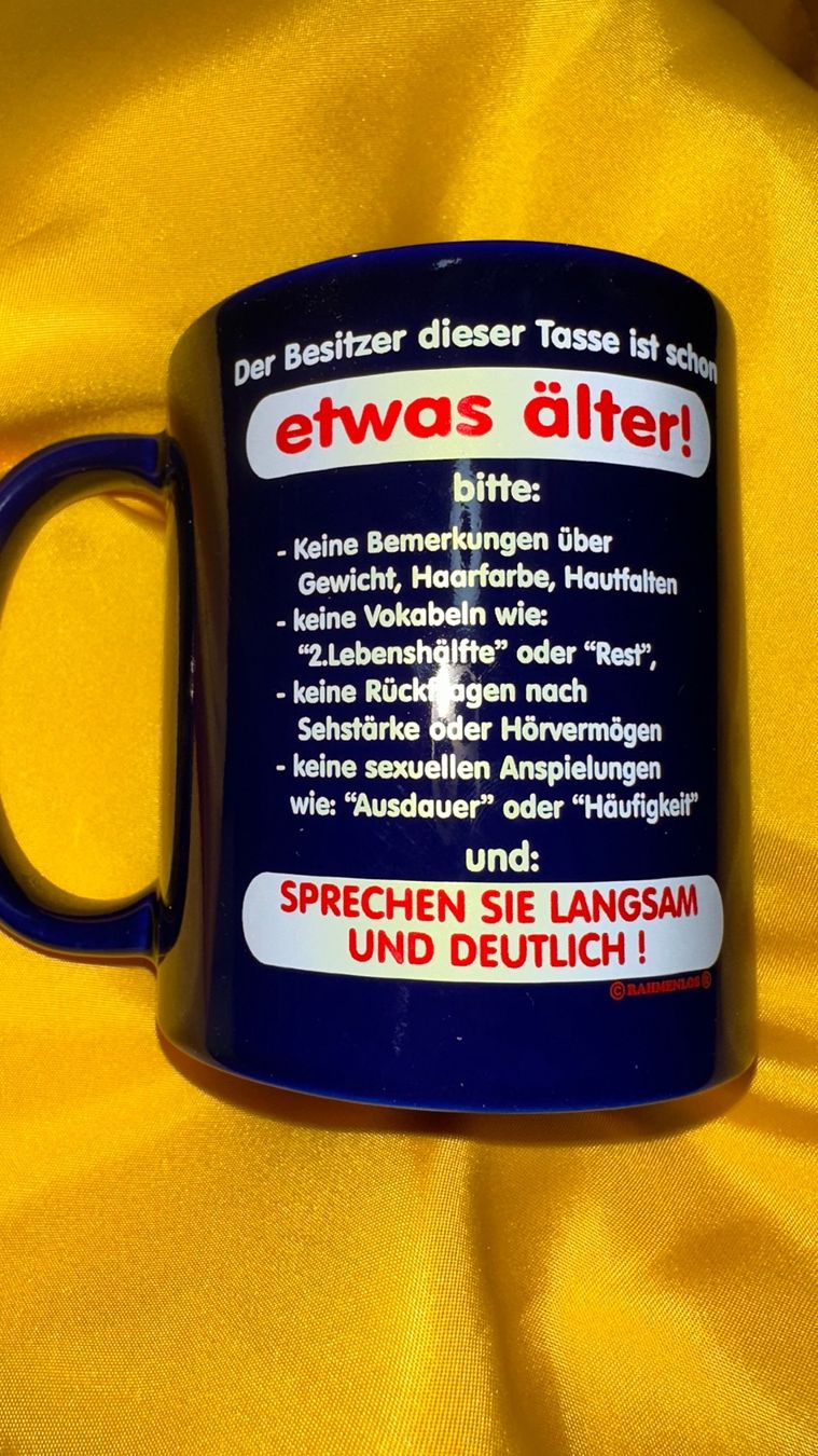 Tazze: Blaue Kaffeetasse - "etwas älter" - Witzige Geschenkidee – Nuovo (secondo la descrizione) da Schönenbuch venduto da marisli80
