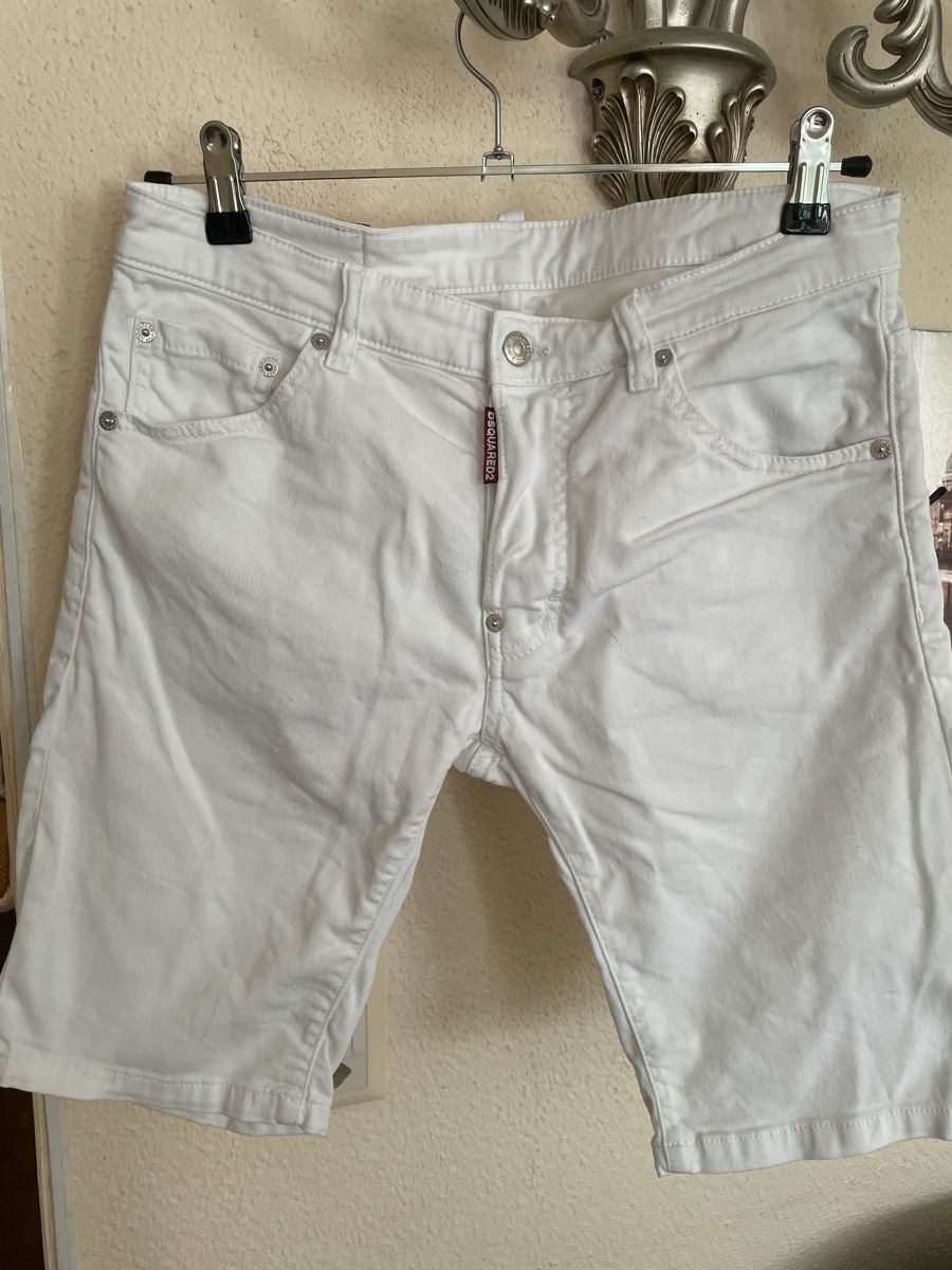 Dsquared2 Pantaloni: Dsquared 2 Jeans Shorts – Nuovo (secondo la descrizione) da Dübendorf venduto da Sebashop