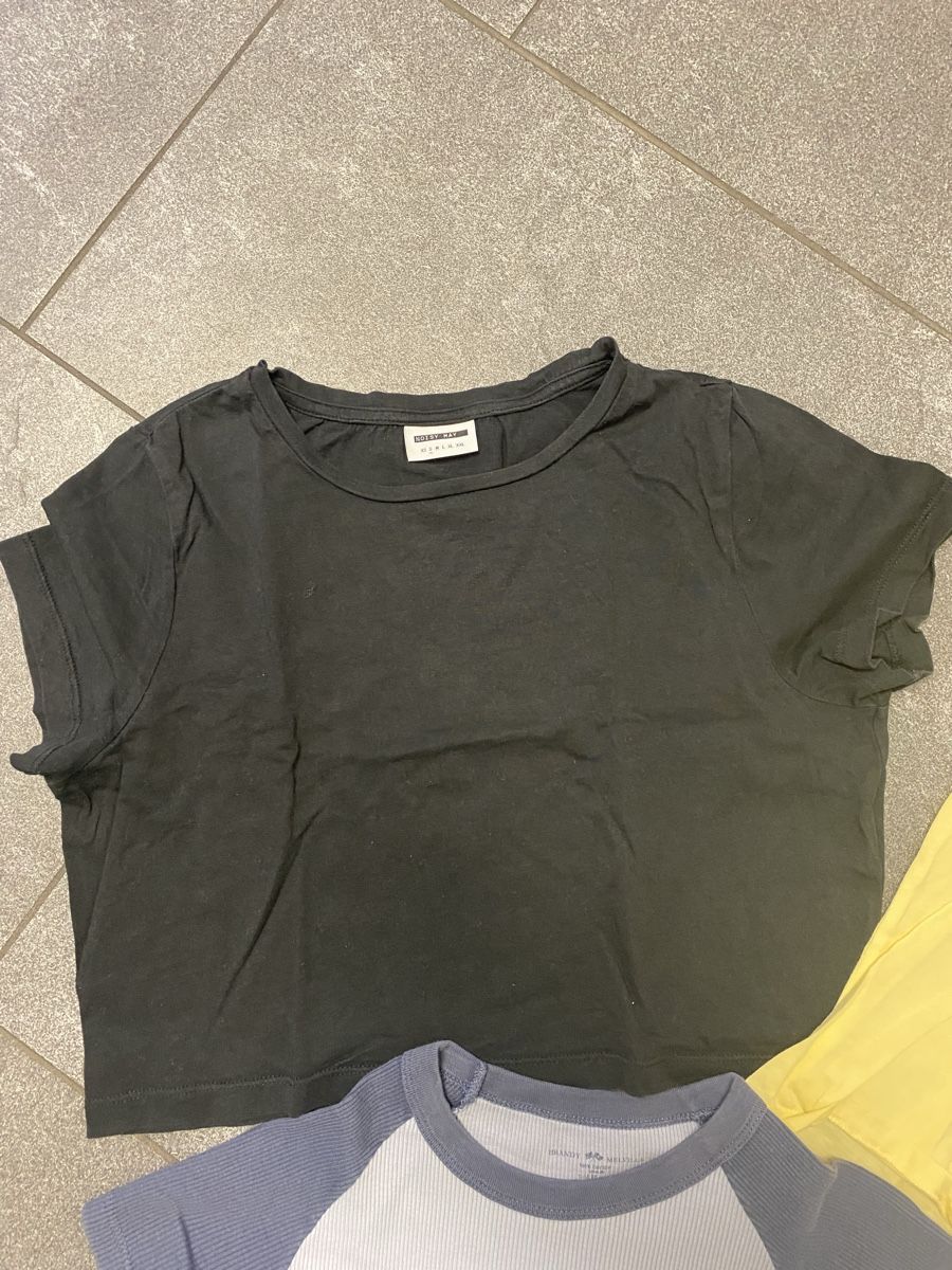 T-shirt: T-Shirt 3 Stk. Gr. S – Usato da Baar venduto da kamasija 2