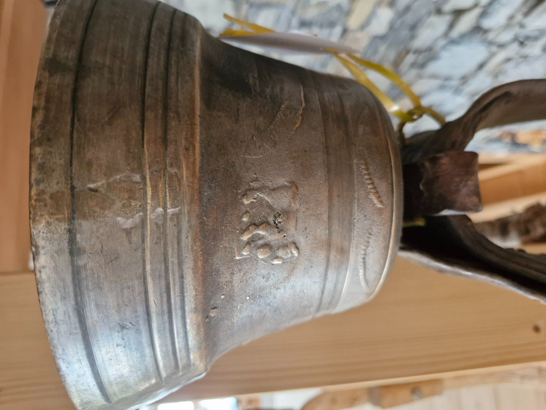 Glocken & Treicheln: Glocke Treichel – Gebraucht aus Guarda von rue_bpd7 1