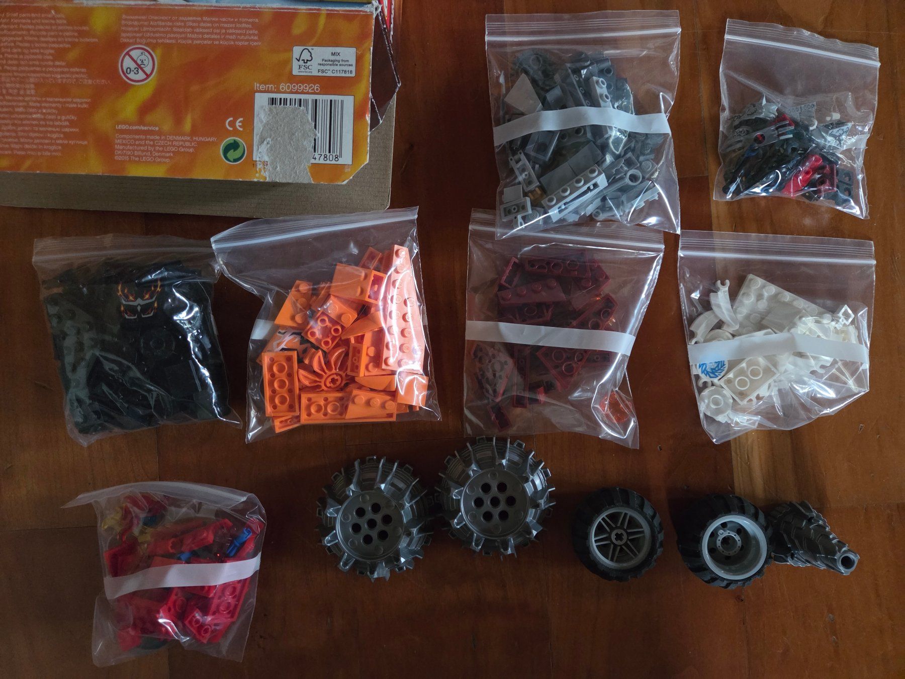 Lego Giocattoli: Lego CHIMA Tormak's Shadow Blazer 70222 – Usato da St. Gallen venduto da Razoon77 2