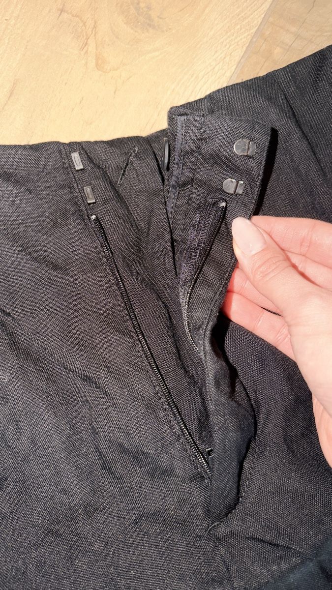 Zara Pantaloni: Hose Zara – Nuovo (secondo la descrizione) da Wallisellen venduto da SKO96 1