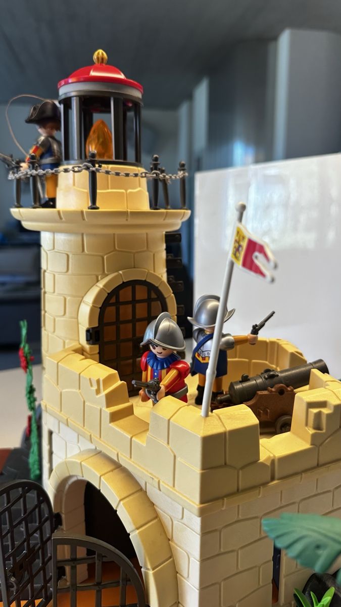 Playmobil Giocattoli: Playmobil Burg – Usato da Solothurn venduto da tab_8zc7 1