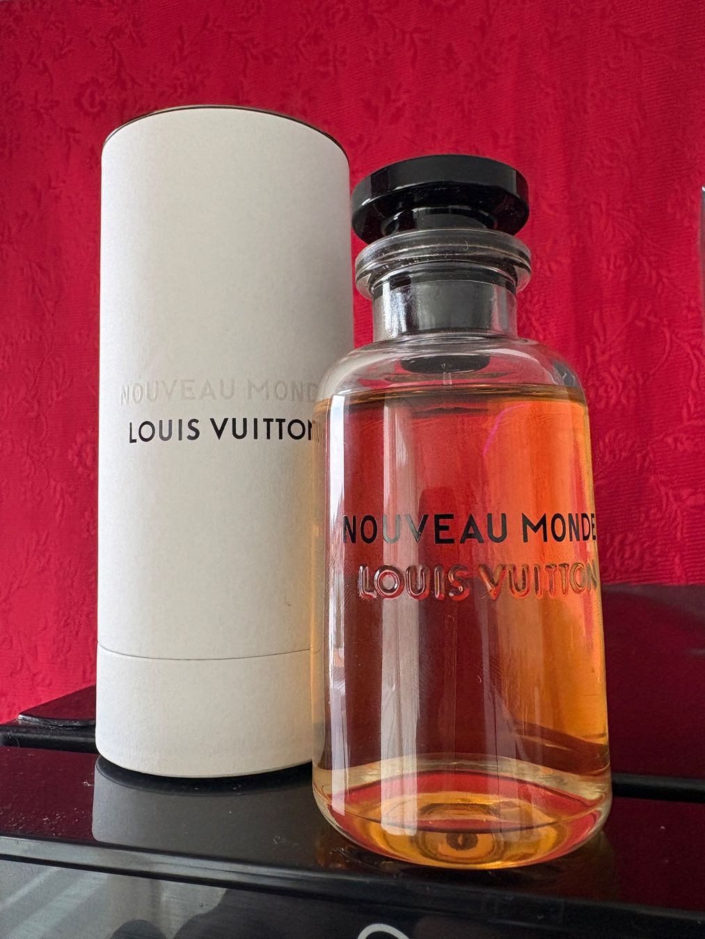 Louis Vuitton Parfum & Eau de Toilette: Louis Vuitton Nouveau Monde – Gebraucht aus Neuhausen am Rheinfall von flynn92_souk