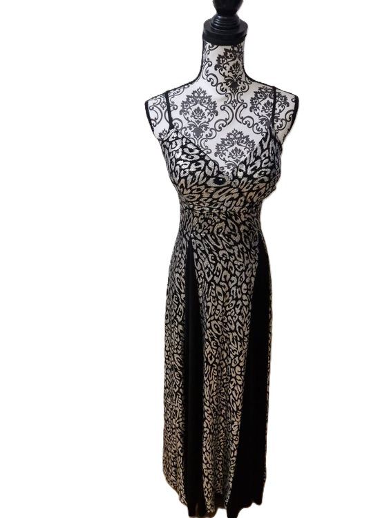 Kleider: Elegantes Abendkleid, Gr.M, schwarz-silber, Leopard muster – Gebraucht aus Glattbrugg von majuska01
