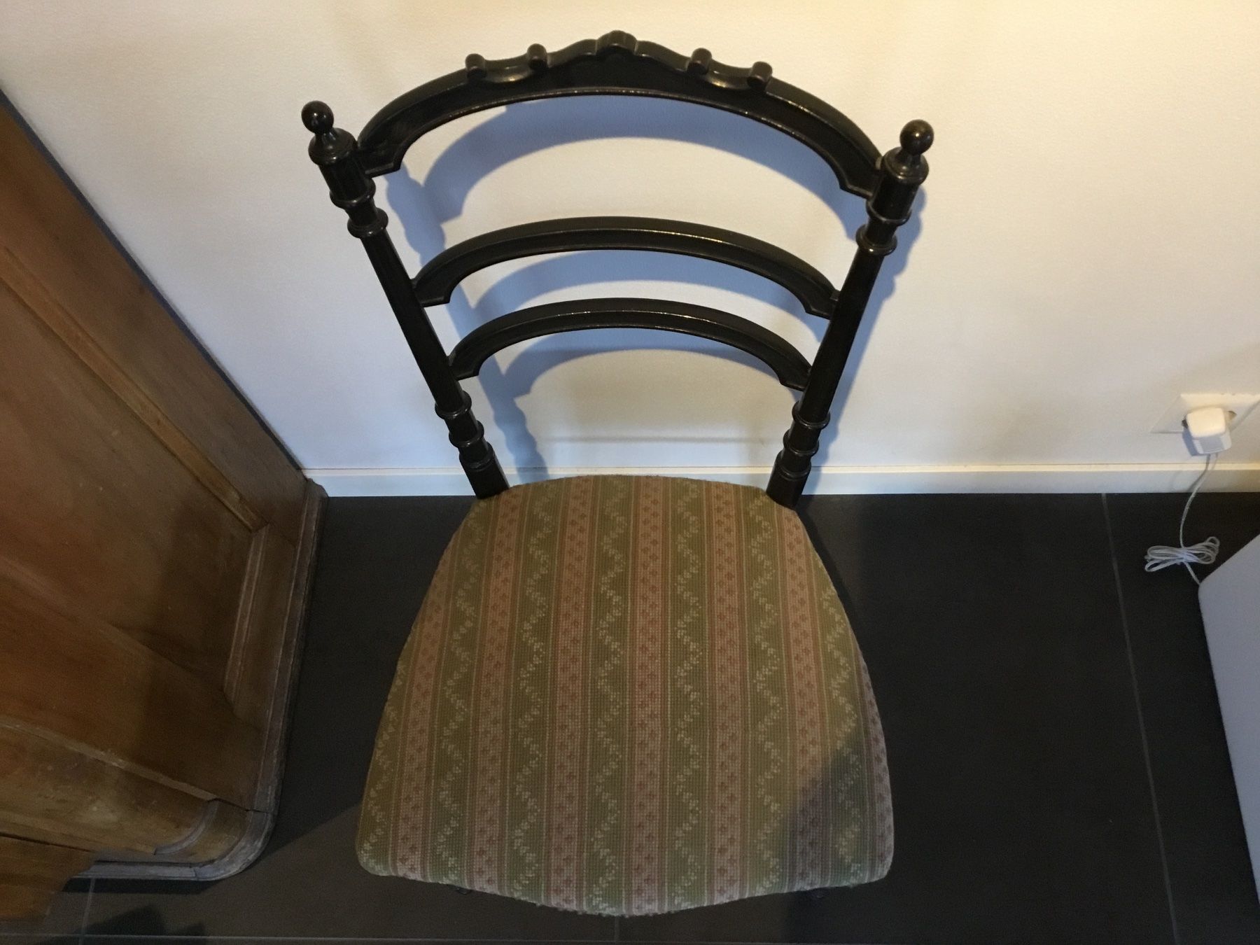 Chaises: Antiker Gobelin-Stuhl Empire-Stil – D'occasion à Erlenbach im Simmental par Sale-In-Crown 6