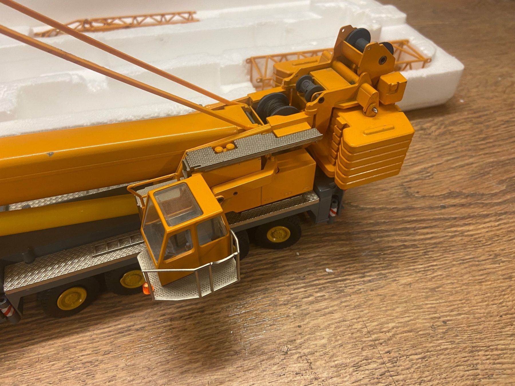 Conrad Kit di modellismo & Modellini statici: Kranmodell 1:50 – Usato da Embrach venduto da Toeffan 1