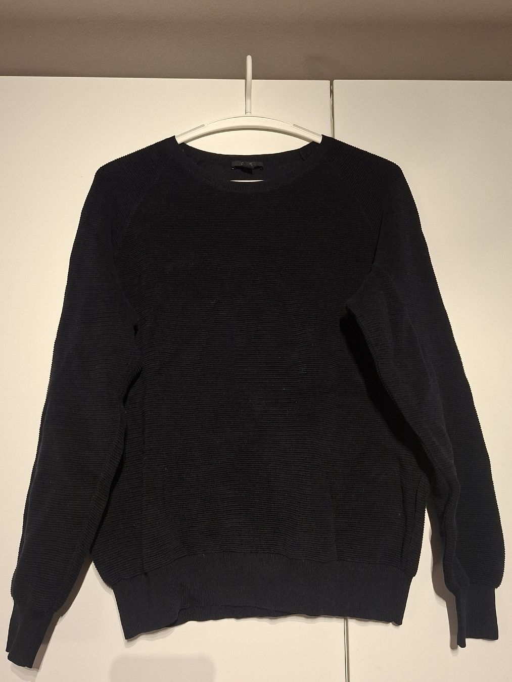 Cos Pulls & Sweat-shirts: Blauer Strickpullover von Cos – Neuf (Voir description) à Oberengstringen par Kimchimon