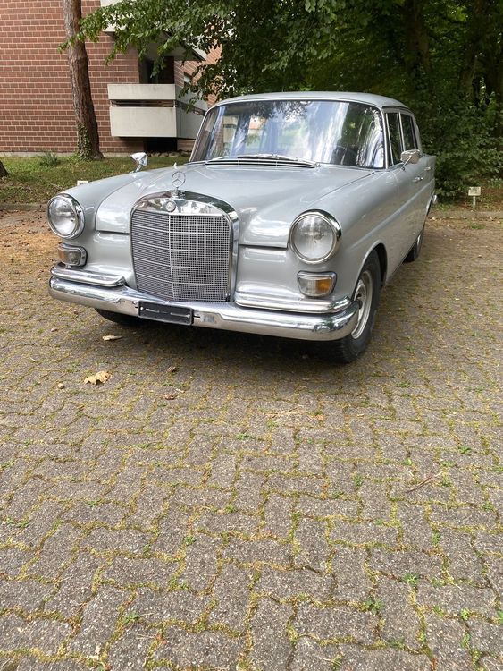 MERCEDES 190 D Heckflosse W110 Jg. 1965