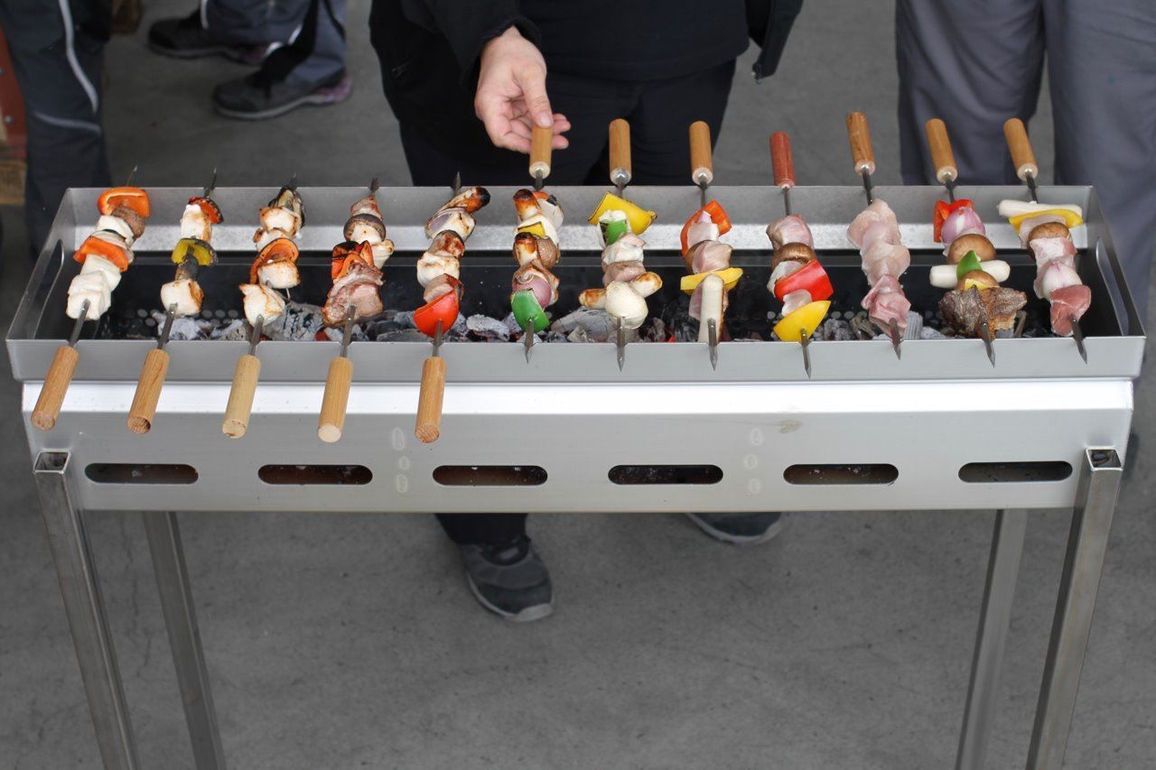 Forchette: Grillspiess mit Holzgriff – Nuovo e nell'imballaggio originale da Sarmenstorf venduto da SteelSign 3
