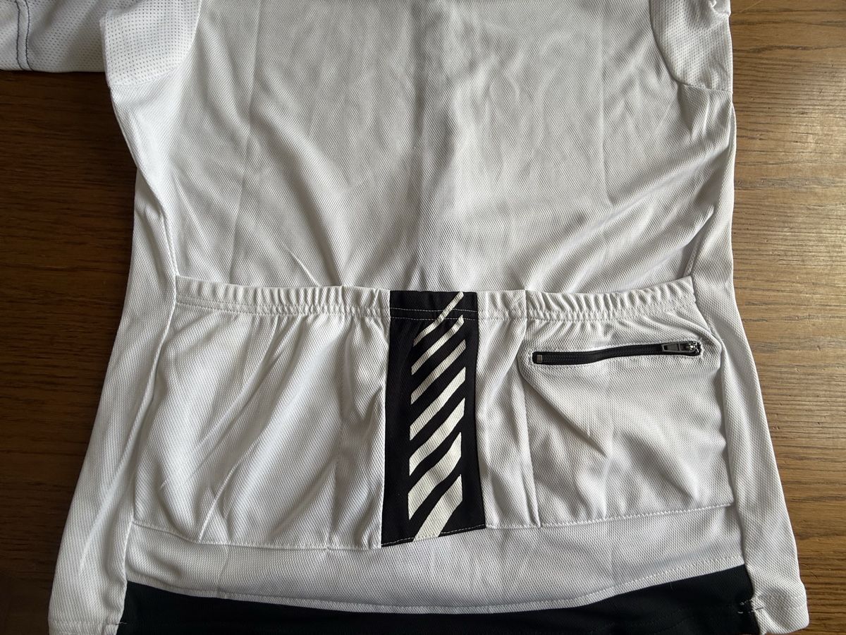 Canottiere & Pantaloni: Velo Trikot gr M – Usato da Belp venduto da Lu96 1