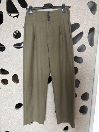 &other stories Damenhose olivgrün Gr. 36