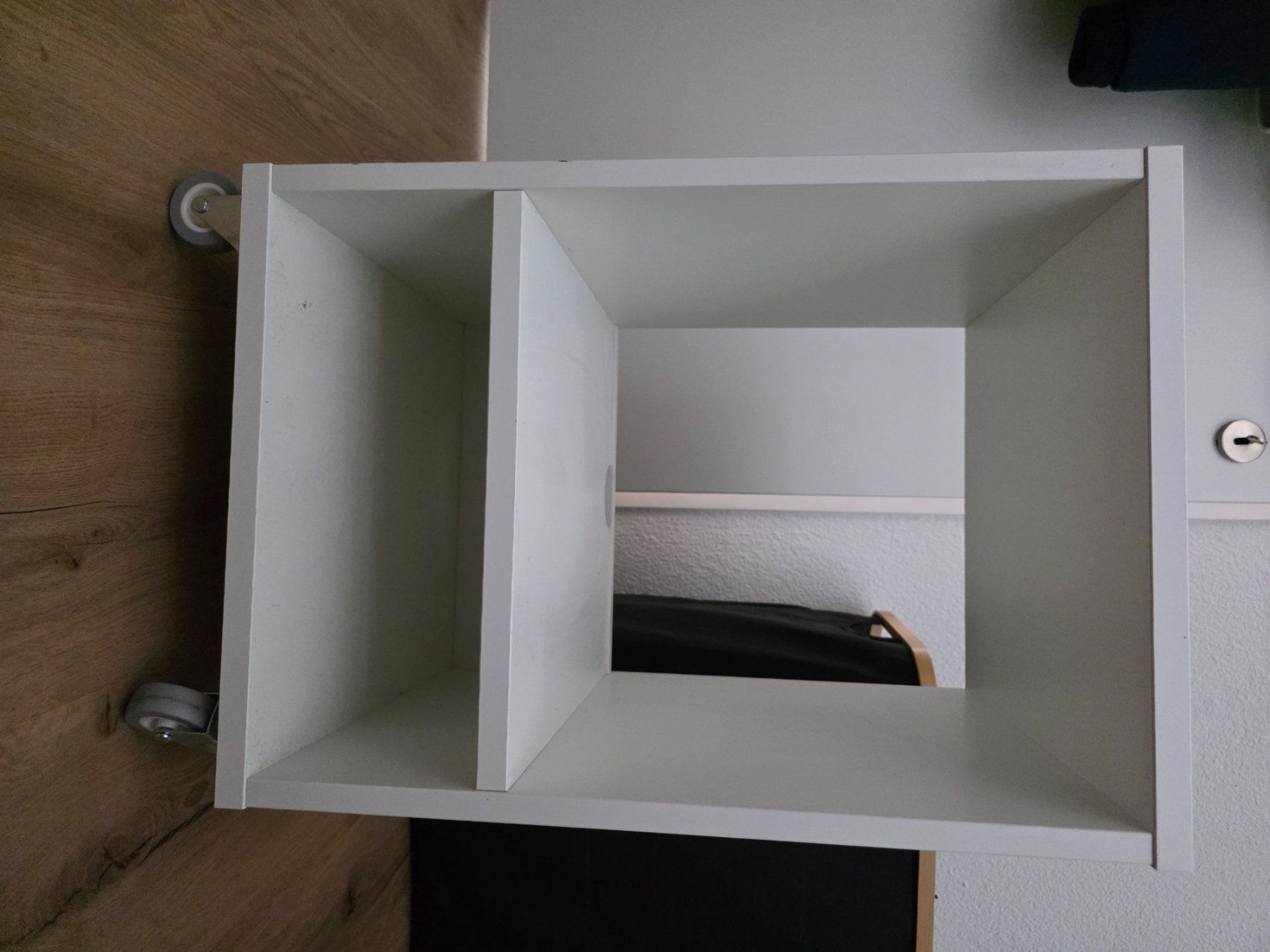 Ikea Scaffali: Ikea Bücherregal mit Rädern – Usato da Schlierbach venduto da tim_f7cg 1