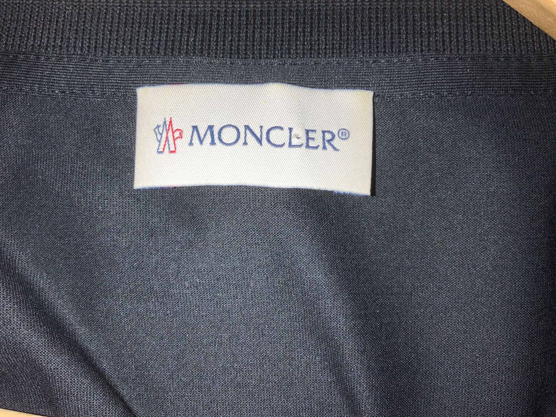 Moncler Kleider: Kleid Moncler – Gebraucht aus Basel von dreiklang01 2