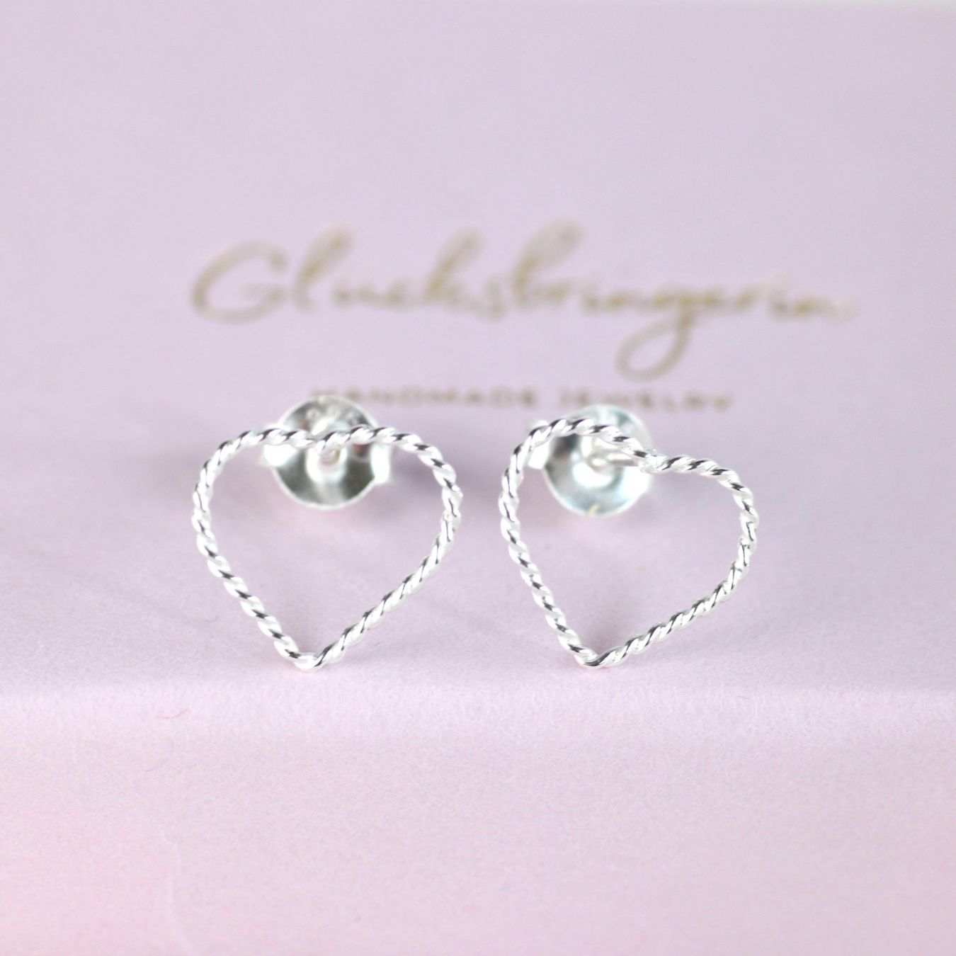Orecchini pendenti & Orecchini a lobo: Twisted Herz Ohrringe 925 Silber – Nuovo e nell'imballaggio originale da Stallikon venduto da Bergli18 2