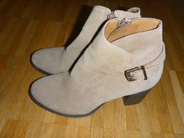 Stiefeletten beige Gr. 38 Esprit