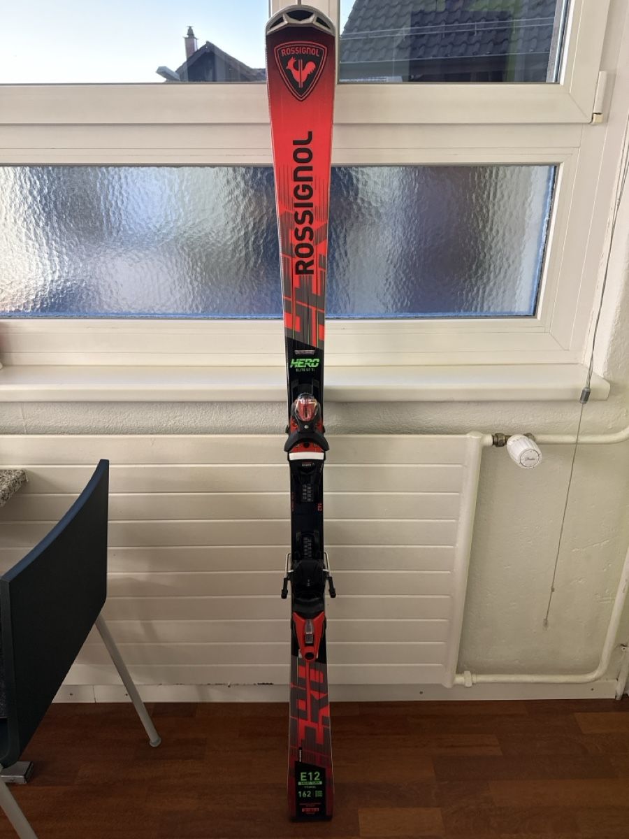 Skis: Ski – D'occasion à Rüfenach AG par marco719