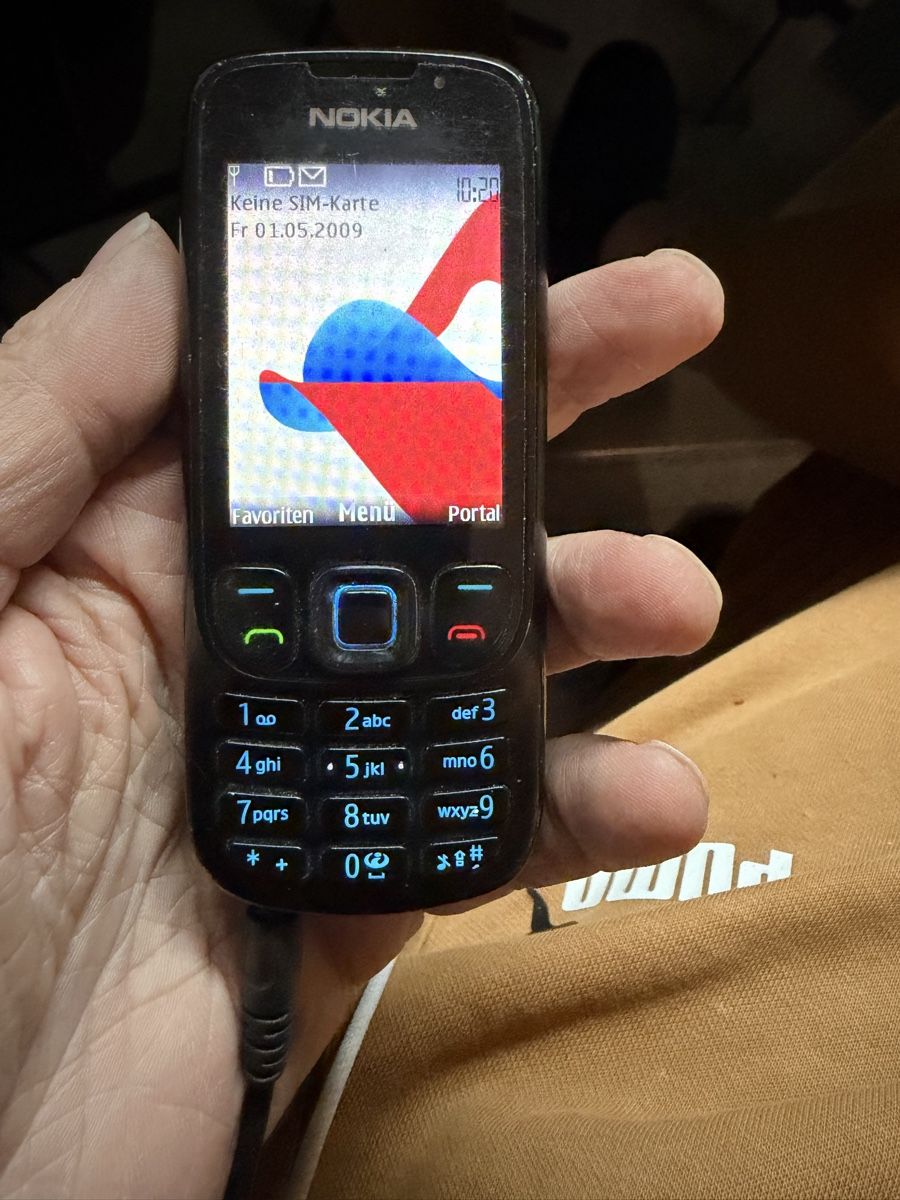 Nokia Telefoni cellulari / Smartphones: Nokia 6303 mit Akku und Ladegerät – Usato da Wettingen venduto da NickInc 1