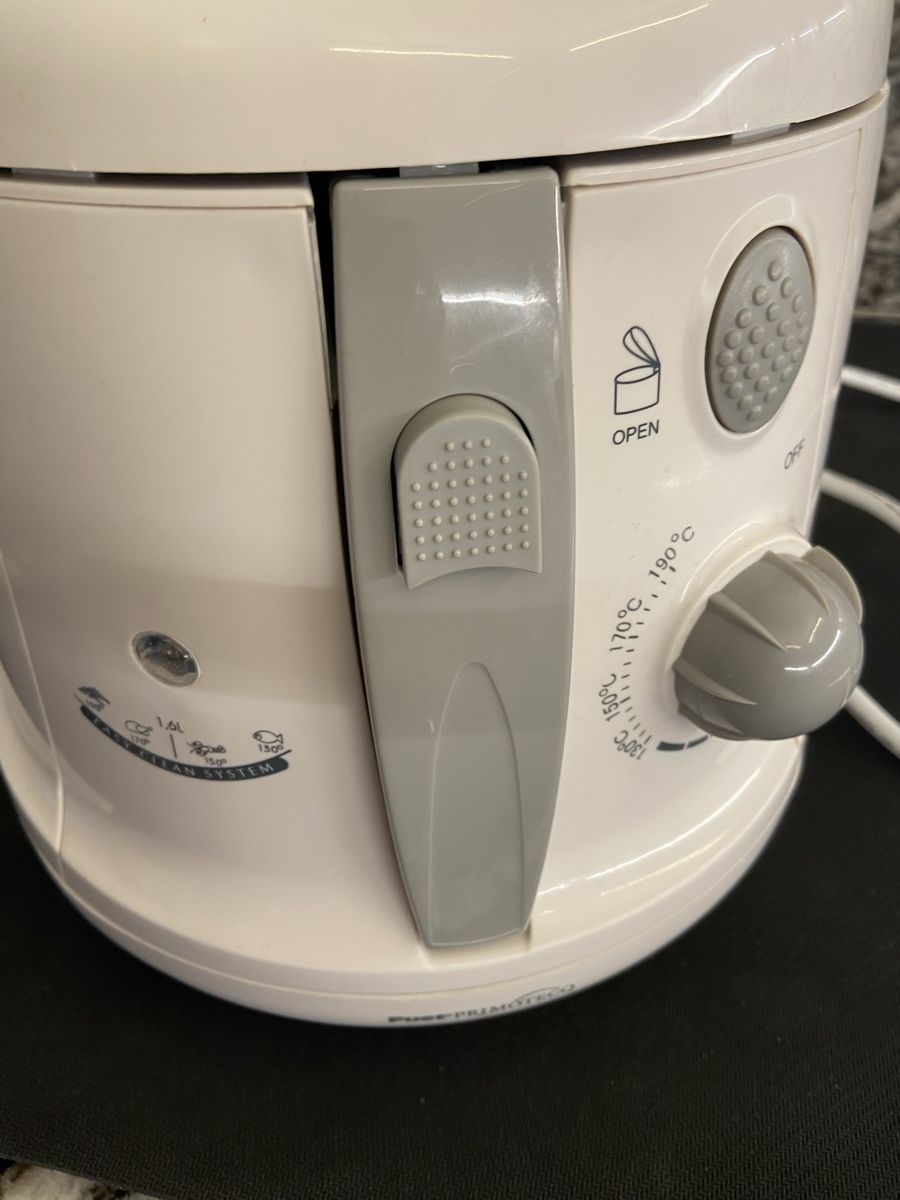 Elettrodomestici da cucina: Fritteuse Fust Primotecq DF 1600 – Usato da Nussbaumen AG venduto da Gioka 4