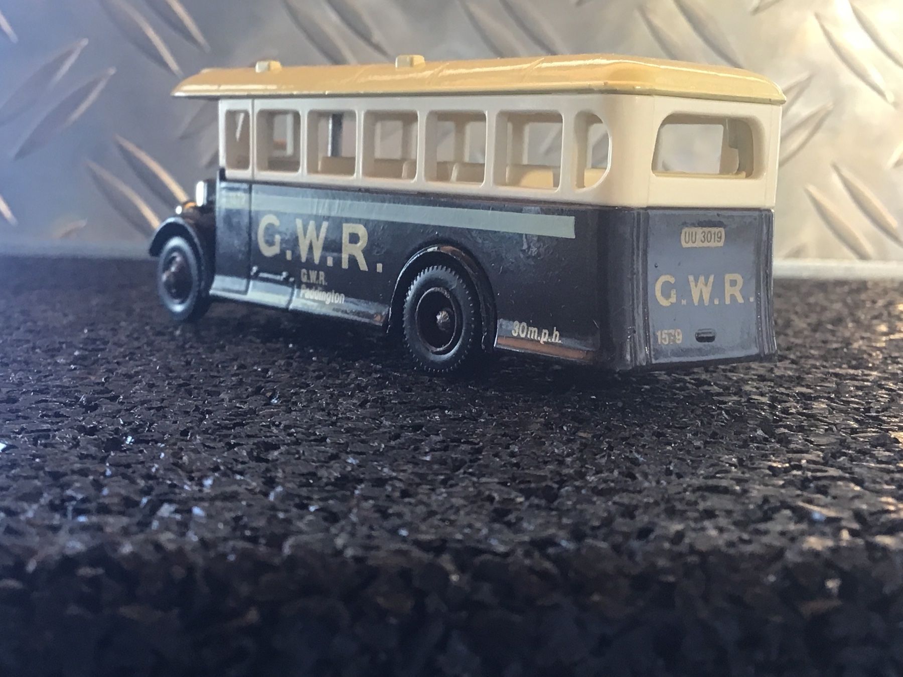 Modellini d'auto: MODEL G.W.R SWINDOM – Usato da Männedorf venduto da Spezial-Modelle 2