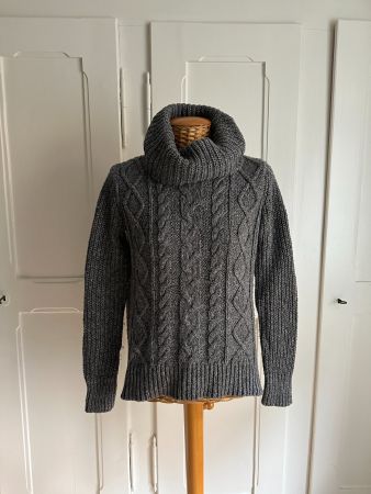 ABERCROMBIE & FITCH - Strickpullover grau M
